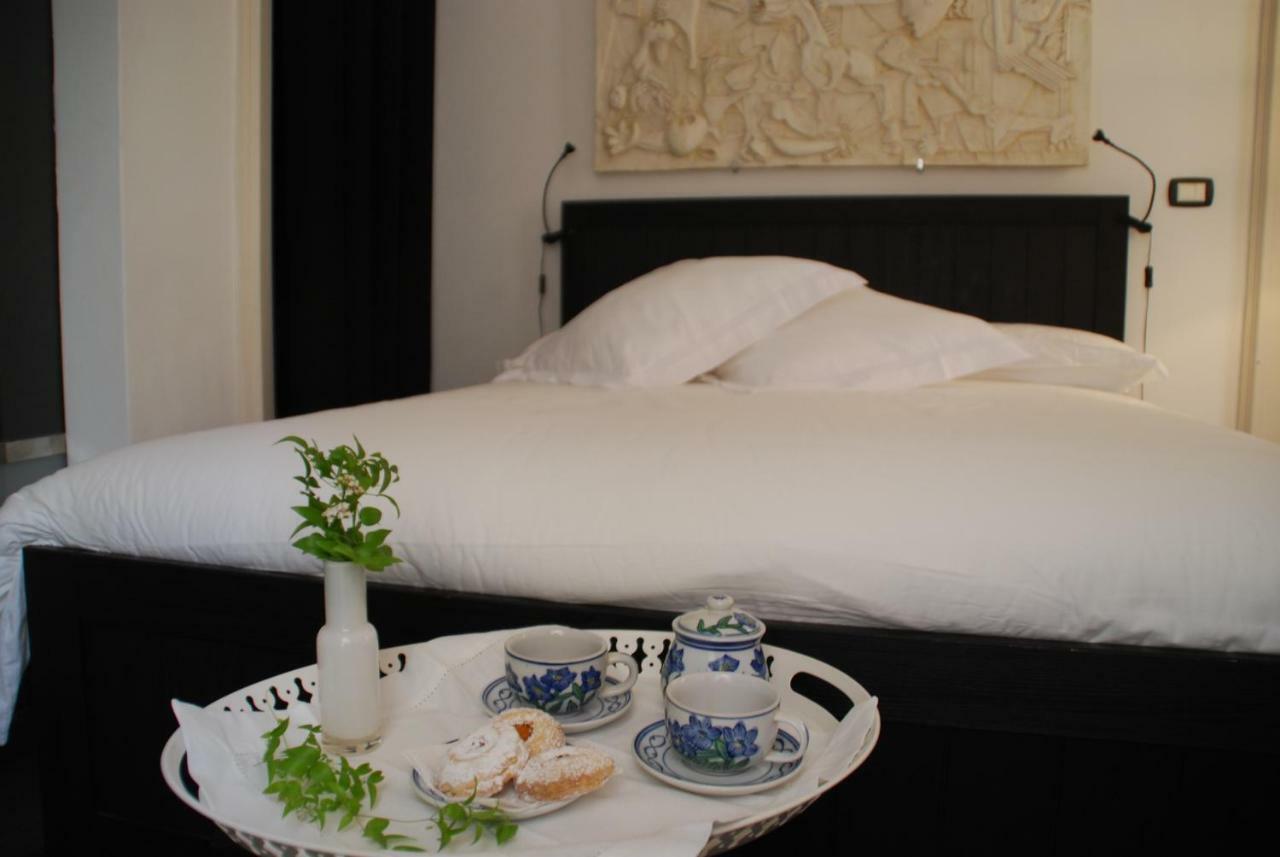 Lusso Al Duomo Di Ortigia Apartment Syracuse ภายนอก รูปภาพ